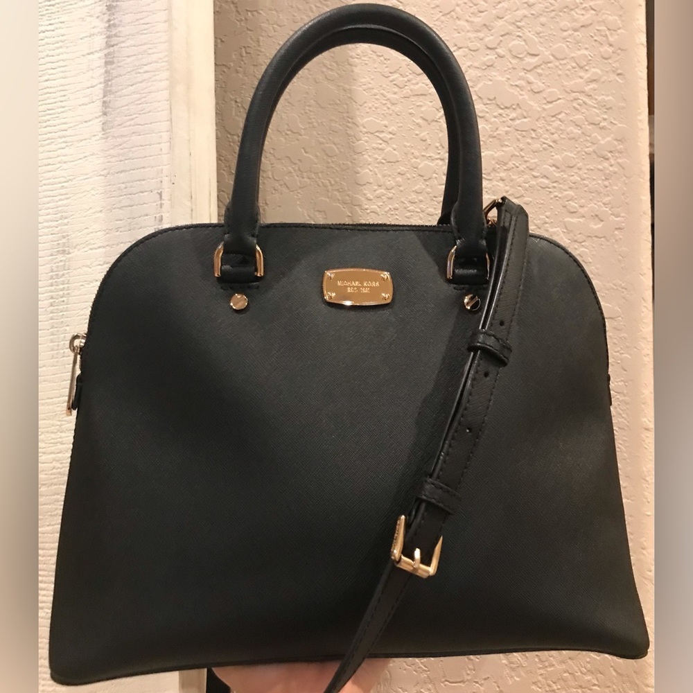 MICHAEL KORS Cindy Large Leather Dome Satchel Black Handbag/Crossbody W/Gold - Picture 4 of 17